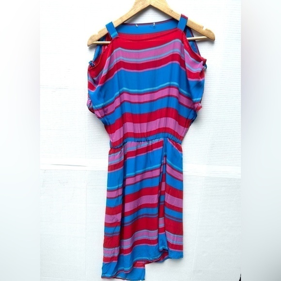 SILK striped red pink  blue asymmetric dress size small - Picture 11 of 11